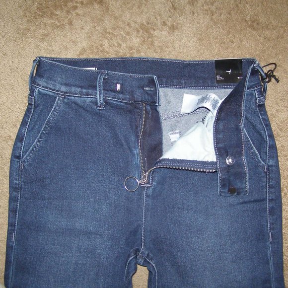NEW True Religion High Rise Flare jeans Dark wash - Picture 7 of 8